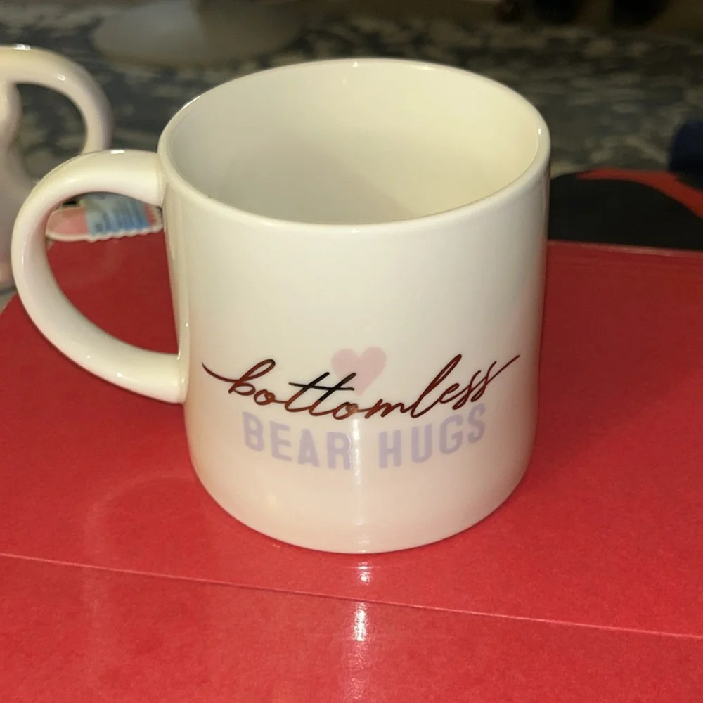 THRESHOLD 15OZ PORCELAIN BOTTOMLESS BEAR HUGS MUG CREAM - Picture 5 of 7